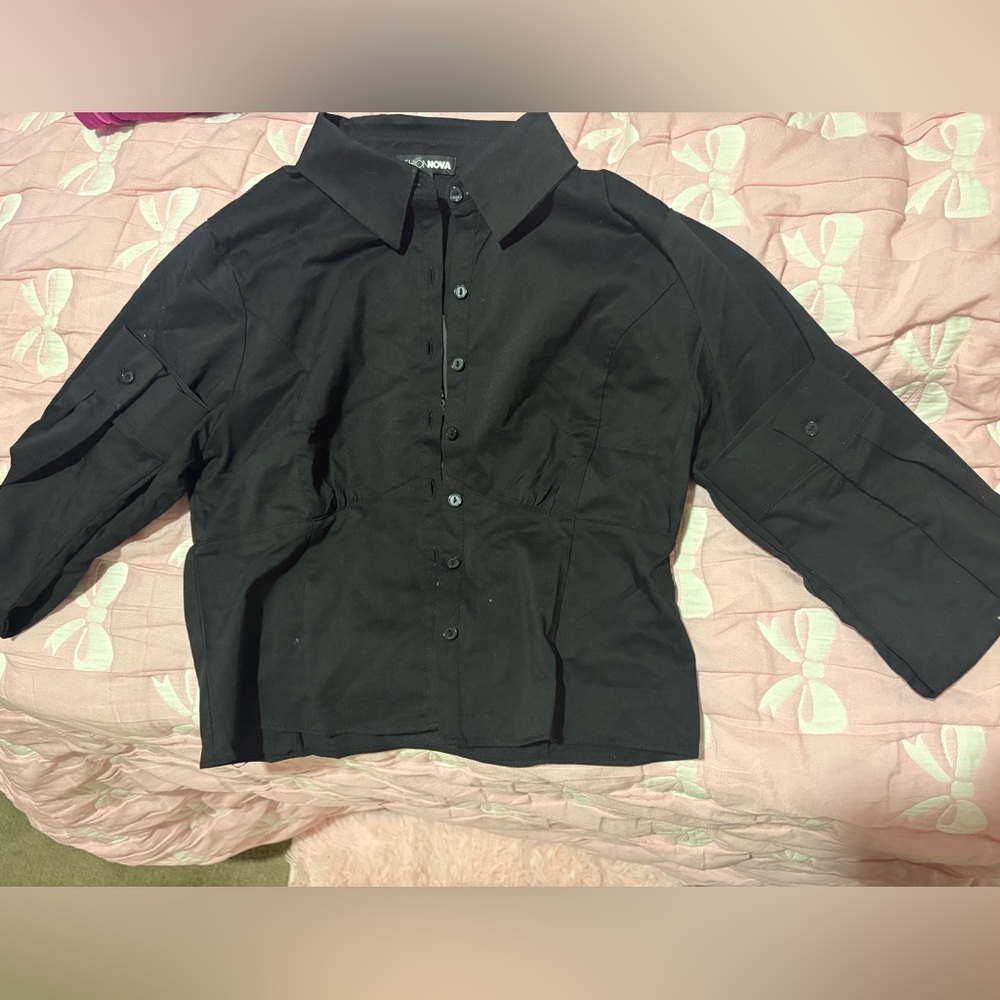 Fashion Nova Charcoal Button-Up Blouse